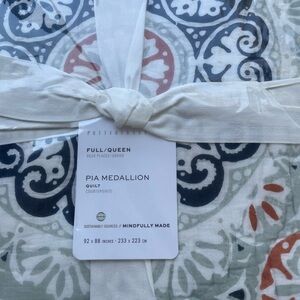 New PB full/Queen quilt and 2 shams